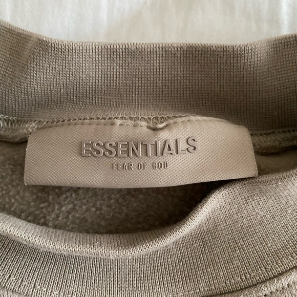 Essentials Gray Crewneck Sweatshirt - Picture 5 of 6
